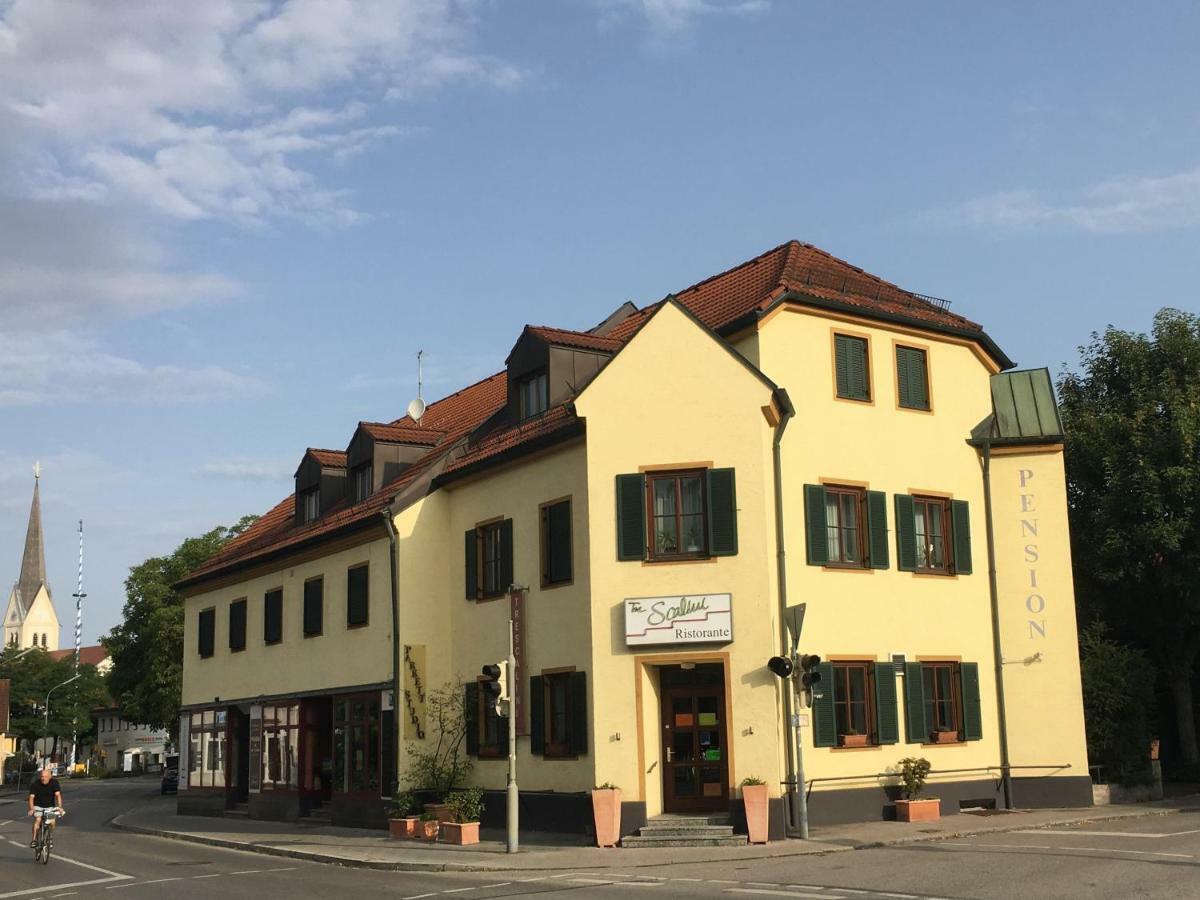 Eberl Hotel-pension Feldmoching 2*