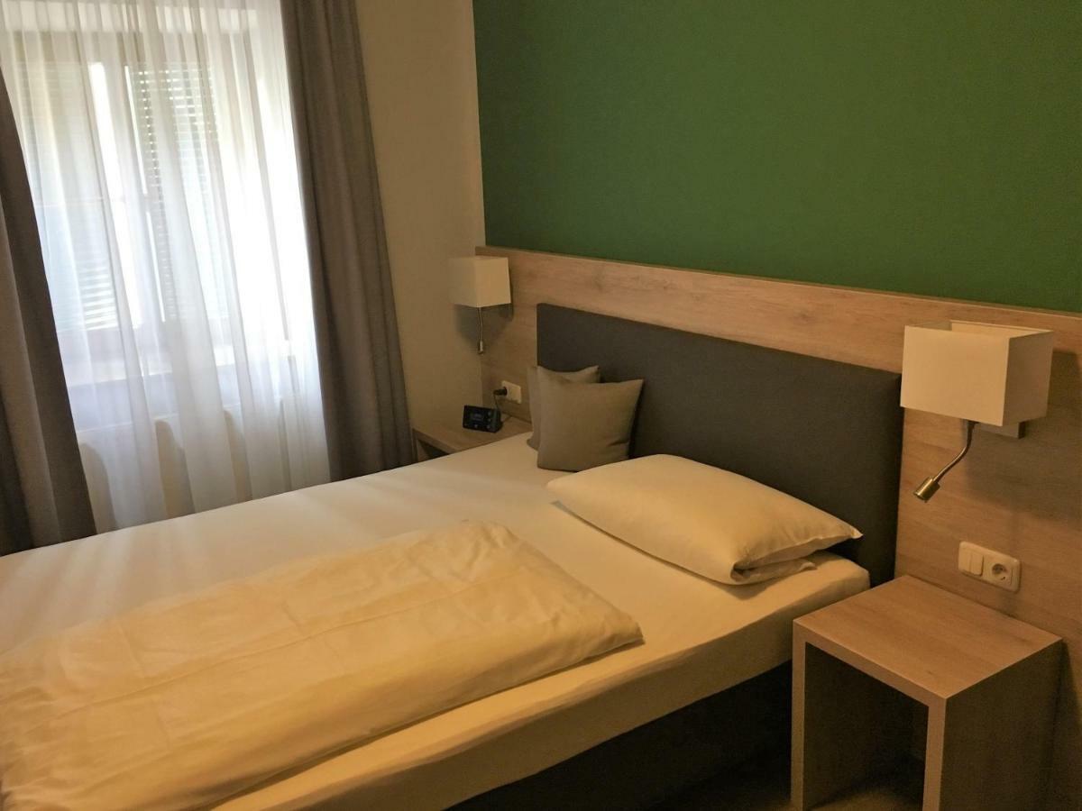 Eberl Hotel-pension Feldmoching München